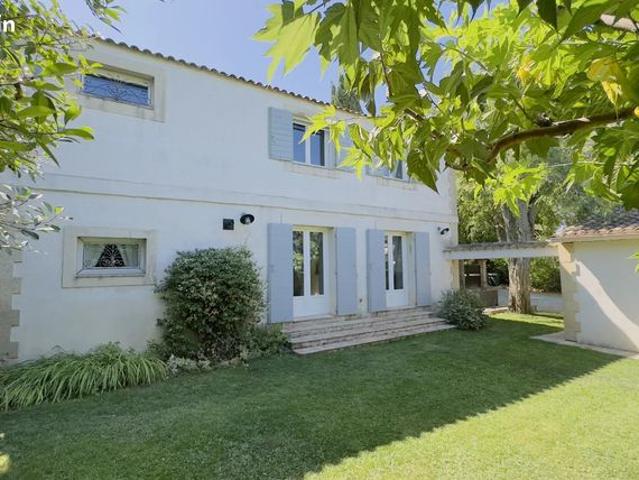 Maison vente à Aix-en-Provence, Lambesc