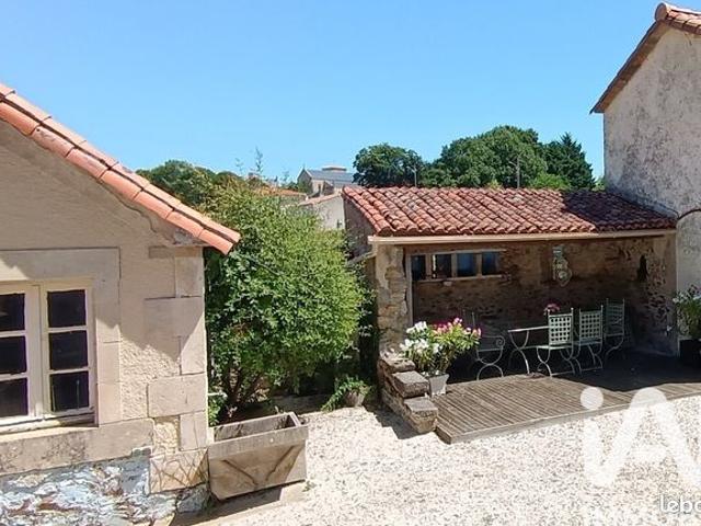 Maison vente à Parthenay, Nouvelle-Aquitaine
