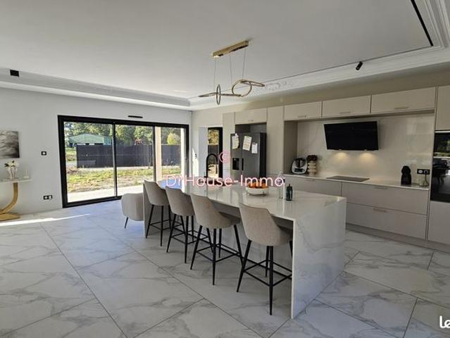 Maison vente à Chalon-sur-Saône, Bourgogne-Franche-Comté