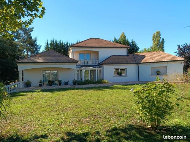 Maison vente à Noidans-lès-Vesoul, Haute-Saône