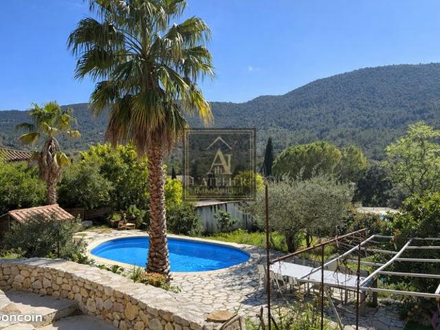 Maison vente à Arrondissement de Toulon, Solliès-toucas