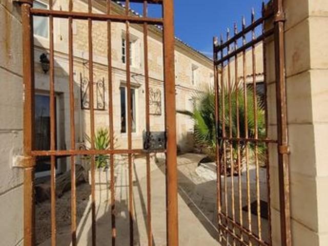 Maison vente à Saintes, Saint-vaize