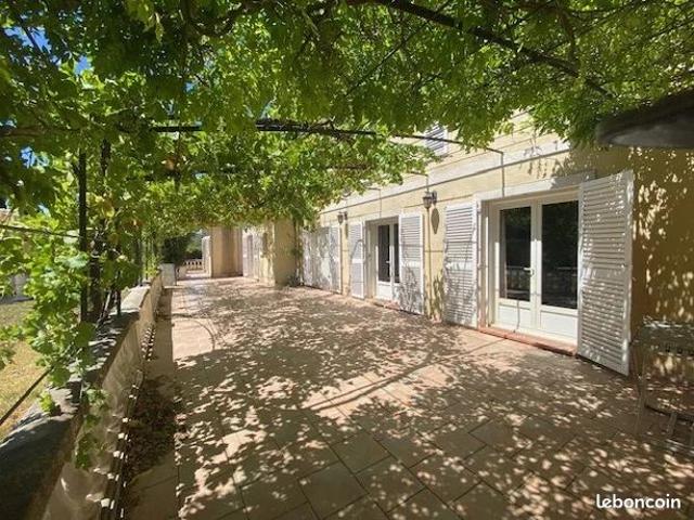 Maison vente à Arrondissement de Toulon, Solliès-pont