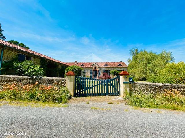 Maison vente à Tarbes, Occitanie