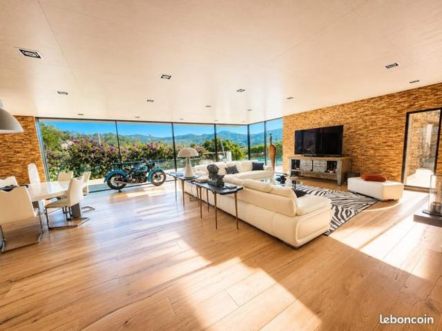 Maison vente à Arrondissement de Toulon, Hyères