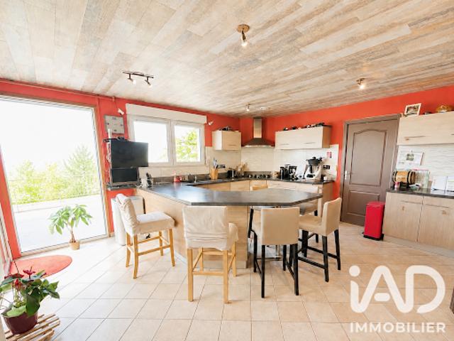 Maison vente à Avranches, Courtils
