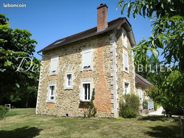 Maison vente à Nontron, Savignac-lédrier