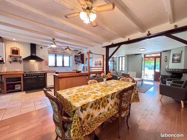 Maison vente à Confolens, Nanteuil-en-vallée