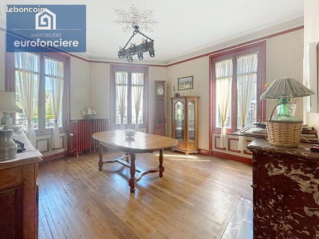 Maison vente à Troyes, Aube
