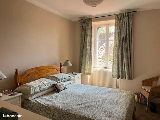 Maison vente à Rochechouart, Les Salles-lavauguyon