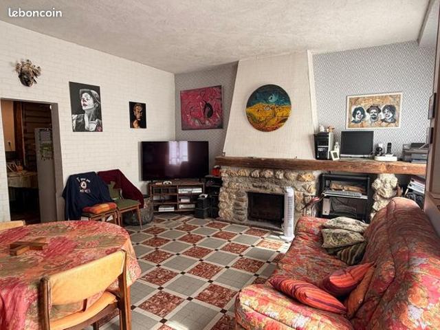 Maison vente à Bourges, Étréchy
