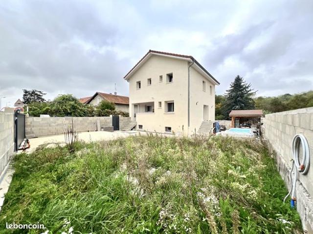 Maison vente à Pont-de-chéruy, Isère