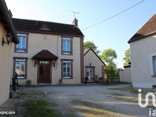 Maison vente à Sens, Champlay