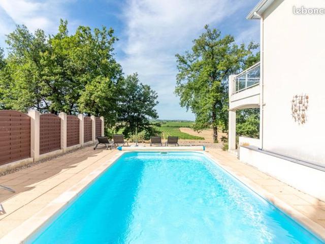 Maison vente à Cognac, Saint-même-les-carrières