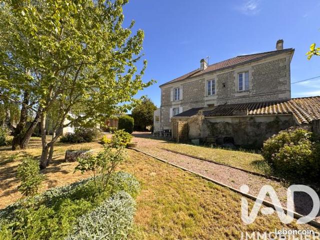Maison vente à Fontenay-le-Comte, Velluire