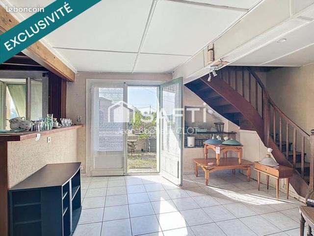 Maison vente à Loupiac
