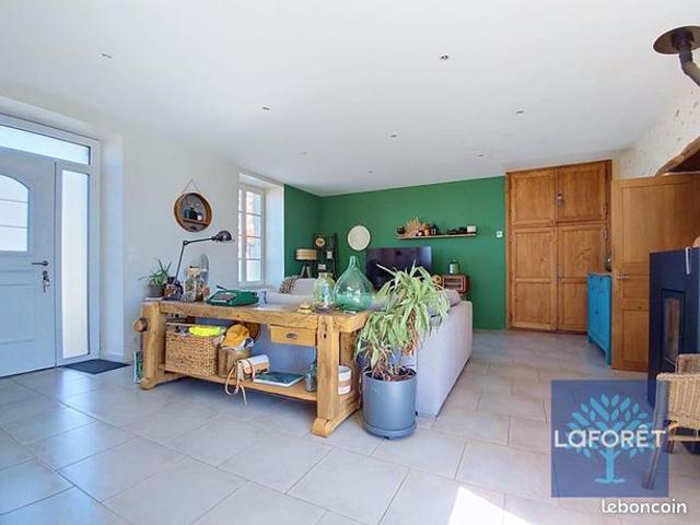 Maison vente à Sigournais, Vendée