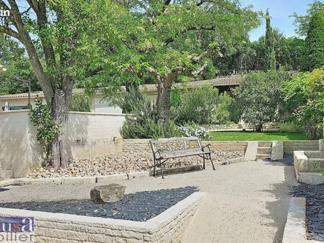 Maison vente à Nîmes, Montfrin