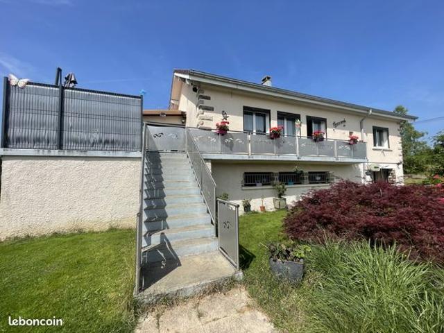 Maison vente à Roanne, Luré
