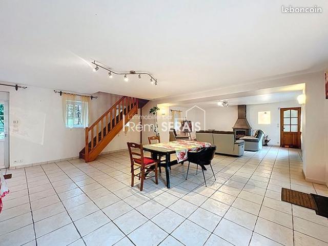 Maison vente à Vouziers, Falaise