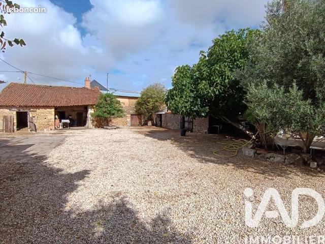 Maison vente à Bressuire, Nouvelle-Aquitaine