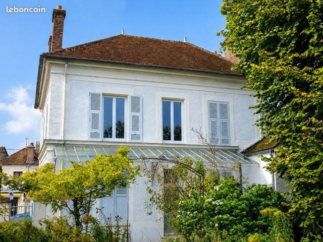 Maison vente à Fontainebleau, Île-de-France