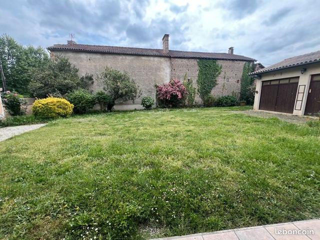 Maison vente à Tarbes, Vic-en-bigorre