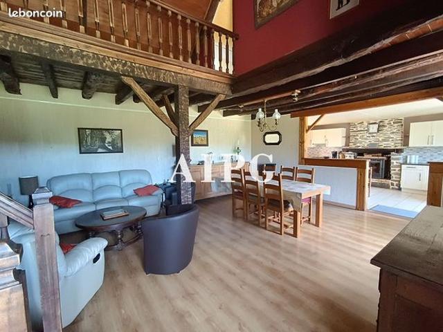 Maison vente à Guingamp, Bretagne