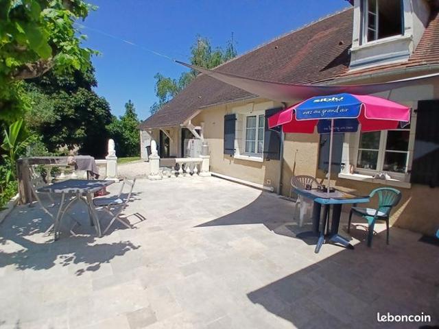 Maison vente à Loches, Charnizay
