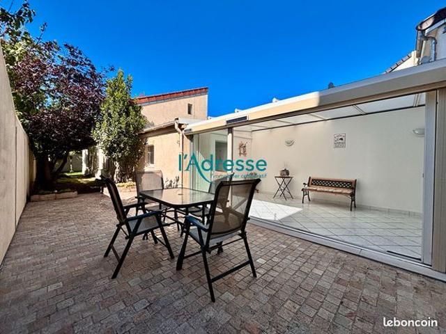 Maison vente à Nanterre, Quartier du Centre