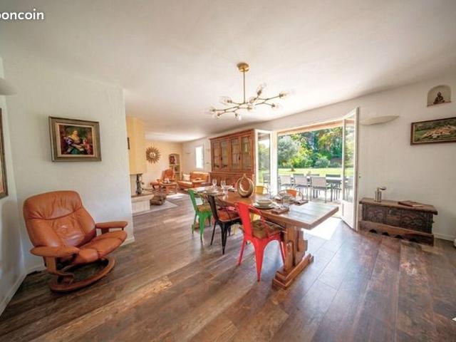 Maison vente à Apt, Vaugines