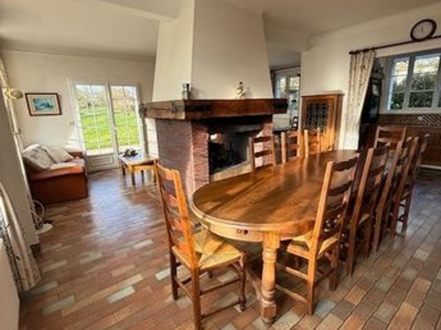 Maison vente à Amiens, Saisseval