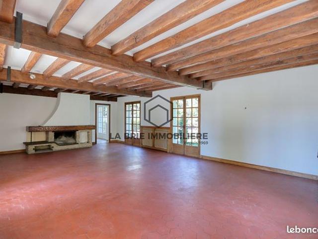 Maison vente à Créteil, Mandres-les-roses