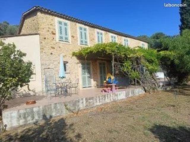 Maison vente à Nice, Drap