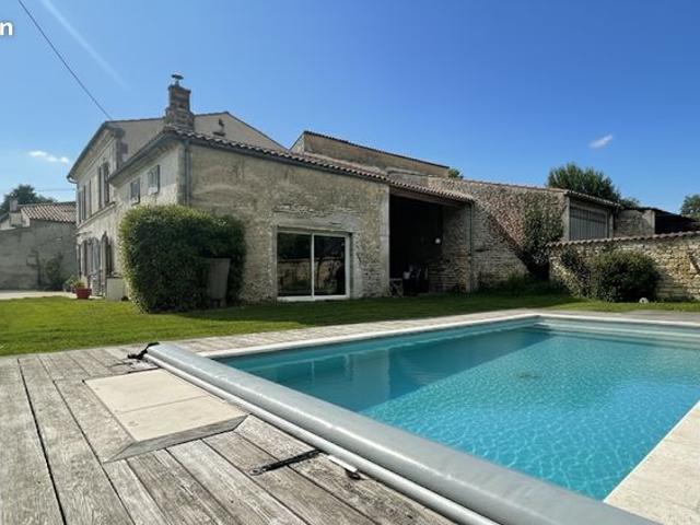 Maison vente à Bercloux, Charente-Maritime