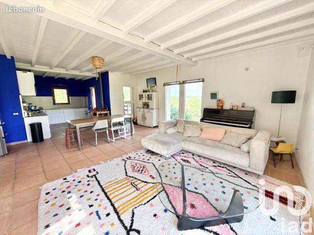 Maison vente à Figeac, Viazac