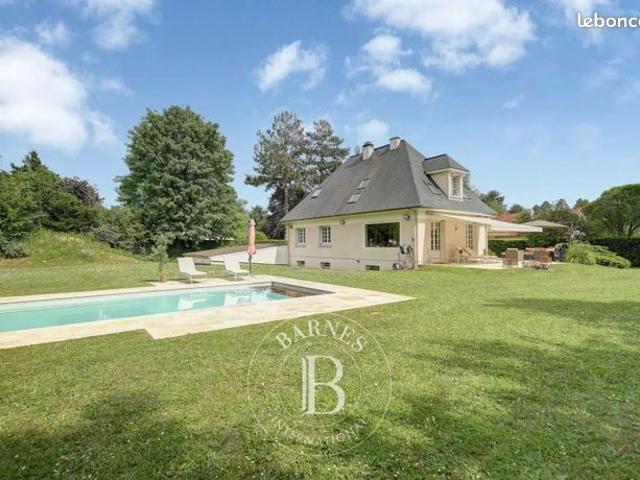 Maison vente à Saint-Germain-en-Laye, Saint-nom-la-bretèche