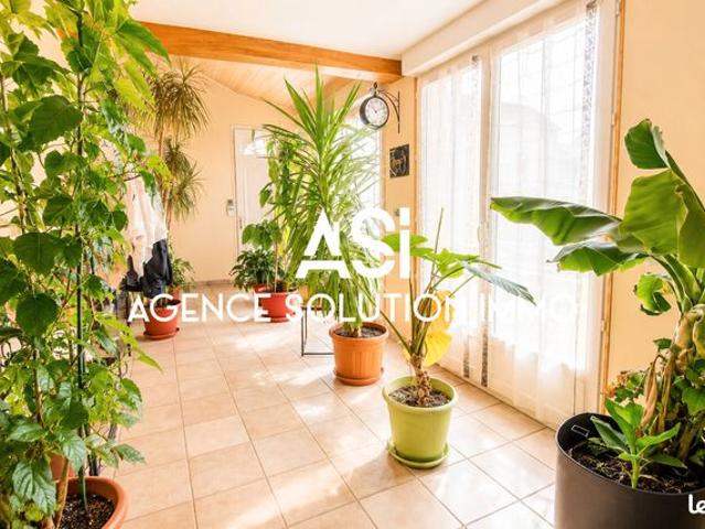 Maison vente à Laval, Forcé