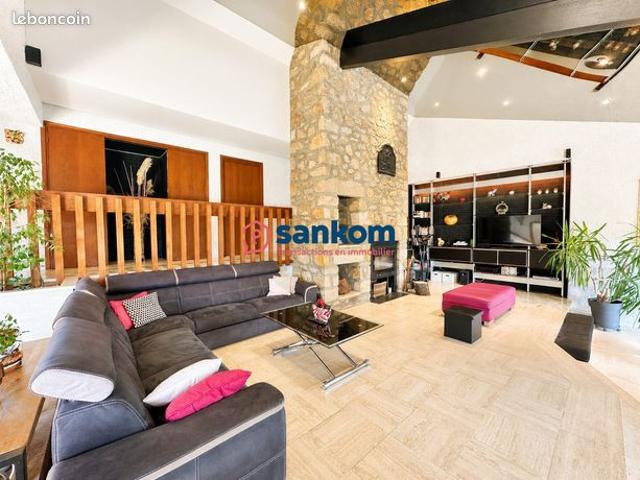 Maison vente à Le Puy-en-Velay, Coubon