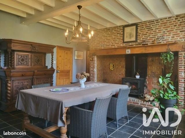 Maison vente à Dunkerque, Cassel