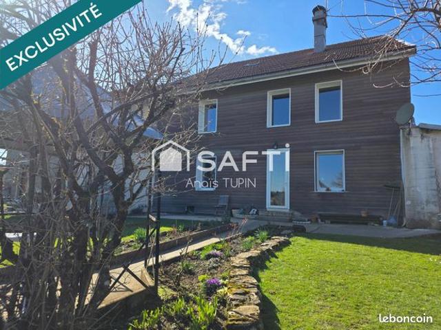 Maison vente à Saint-Claude, La Chaux-du-dombief