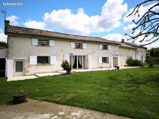 Maison vente à Montmorillon, Brux