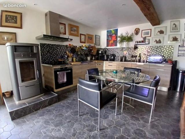 Maison vente à Nevers, La Machine