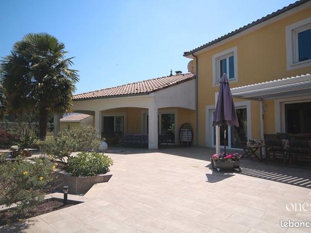 Maison vente à Oloron-Sainte-Marie, Bidos