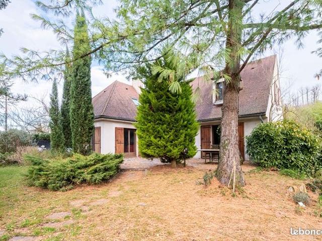 Maison vente à Versailles, La Celle-saint-cloud