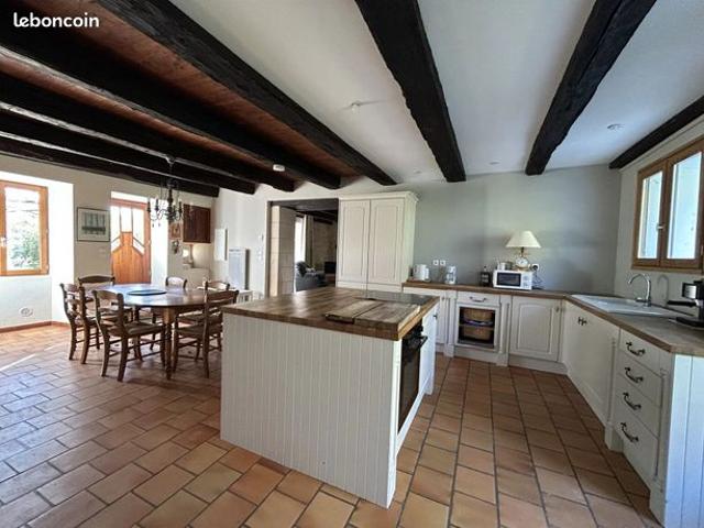 Maison vente à Niort, Limalonges