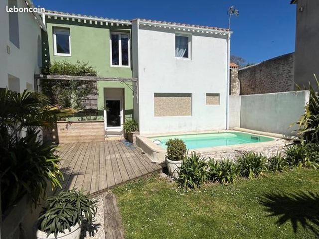 Maison vente à Niort, Bouin
