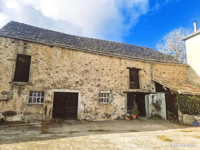 Maison vente à Villefranche-de-Rouergue, La Salvetat-peyralès