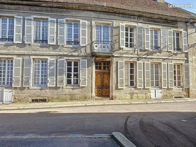 Maison vente à Montbard, Saulieu