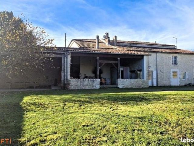 Maison vente à Saint-Sauveur-d'Aunis, Charente-Maritime